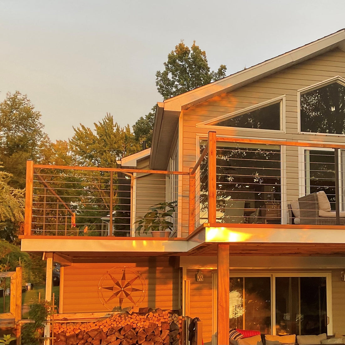 Projet de garde-corps en bois avec câbles d'acier à Sherbrooke, Quebec