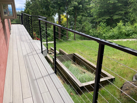 Aluminum post for cable railing – 1½’’ x 1½’’ – Pre - drilled – Surface Mounted – Matte Black - Gauthier De LaPlante