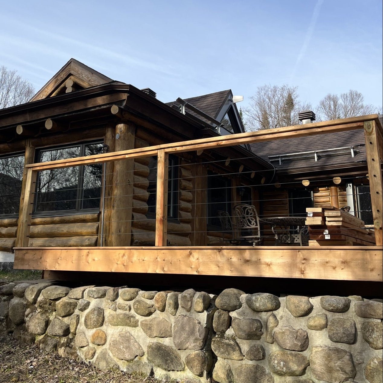 Classic Cable Railing System - I - Timber Post - Black - Gauthier De LaPlante