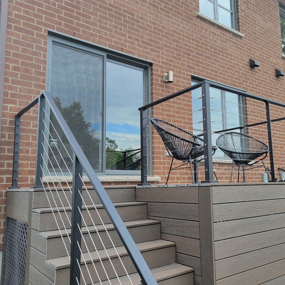 Aluminum Stair post for cable railing – 1½’’ x 1½’’ – Pre-drilled – Surface Mounted – Matte Black - Gauthier De LaPlante